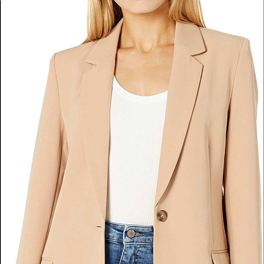 Beige blazer. New with tags! Unable to return, never worn.